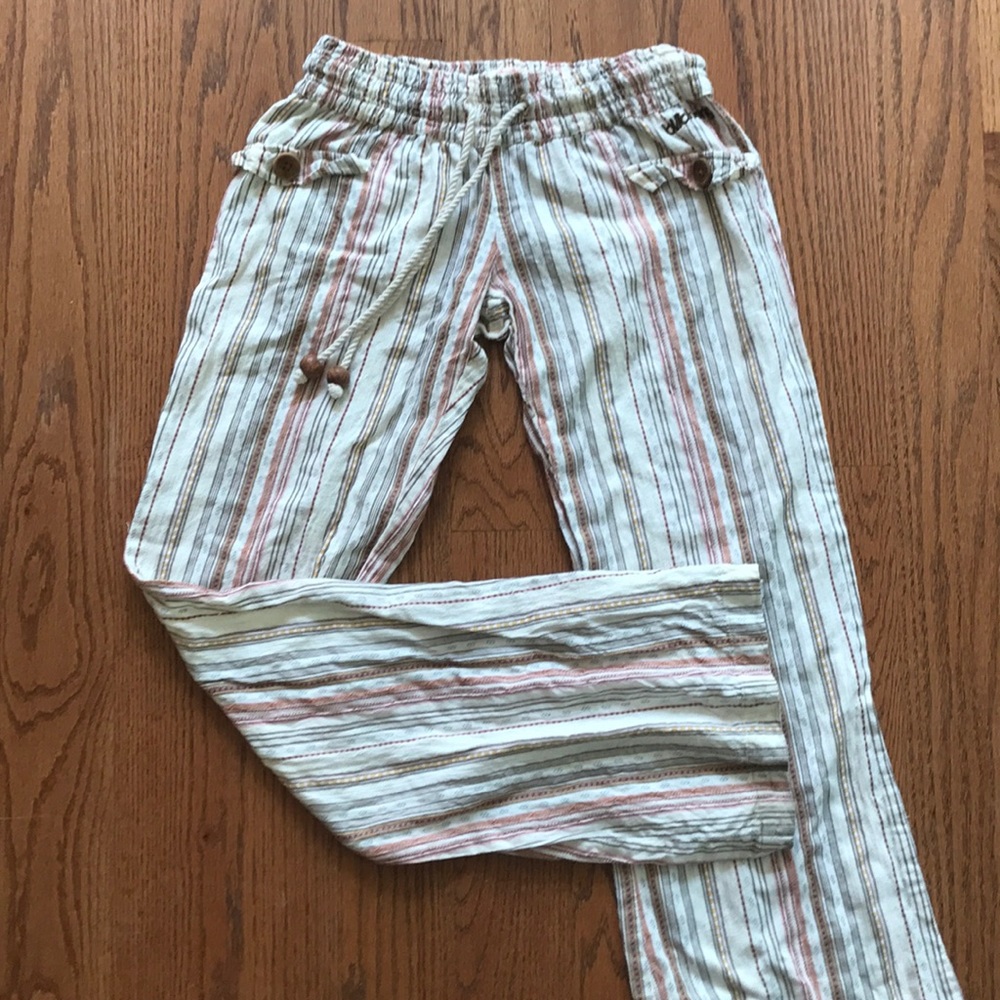 flowy beach pants by Billabong!